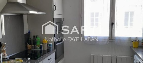 2 chambres Appartement à Châtellerault, France No. 293856 6