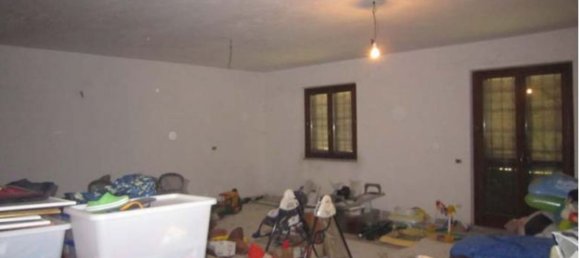 4 rooms Apartment in Monterosi, Italy No. 200163 17