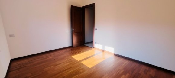 5-Zimmer Wohnung in Monte San Pietro, Italy, Nr. 221079 25