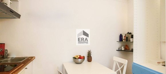 1 bedroom Apartment in Paris, France No. 176848 2