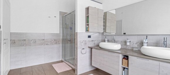 5 rooms Villa in Francavilla Bisio, Italy No. 265122 17