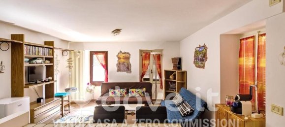 2 Schlafzimmer Wohnung in Luino, Italy, Nr. 361521 11