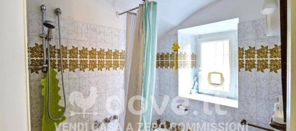 2 Schlafzimmer Wohnung in Luino, Italy, Nr. 361521 34