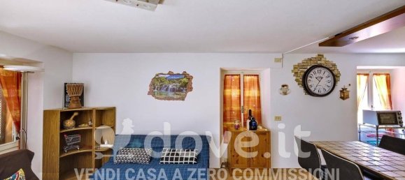 2 Schlafzimmer Wohnung in Luino, Italy, Nr. 361521 6