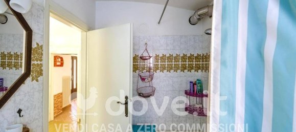 2 Schlafzimmer Wohnung in Luino, Italy, Nr. 361521 35