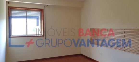 3 bedrooms Apartment in Vila Nova de Gaia, Portugal No. 246347 8