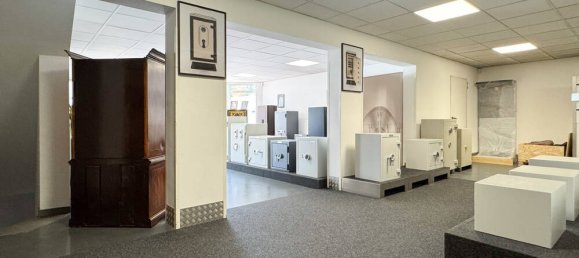 Здание 558м² в Нюрнберг, Германия № 338206 6