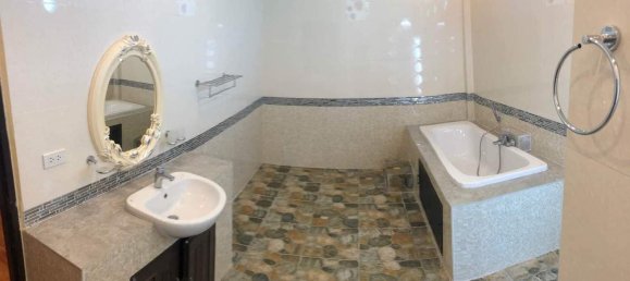 9 bedrooms Cafe / restaurant in Pattaya, Thailand No. 1218 6