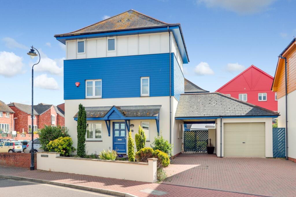 4 bedrooms House in Exmouth, United Kingdom No. 13535