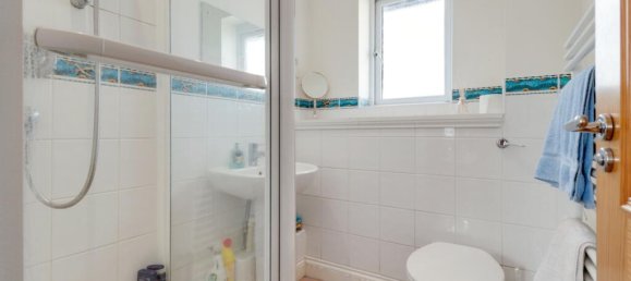 4 bedrooms House in Exmouth, United Kingdom No. 13535 13