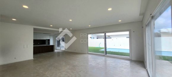 4 bedrooms Villa in Setubal, Portugal No. 100266 31