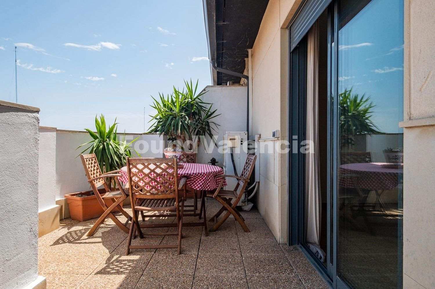 Duplex T4 em Valencia, Spain N.º 160075