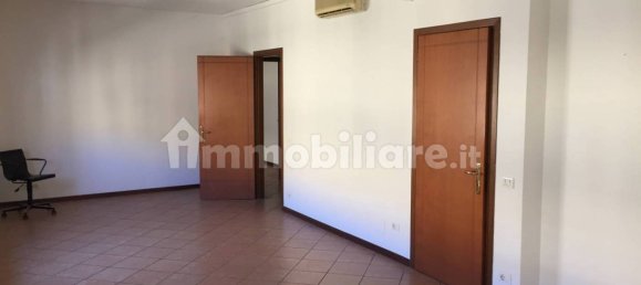 Офис с 2 комнатами в Падуя, Италия № 272574 4