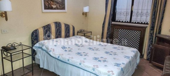 3 bedrooms House in Anguillara Sabazia, Italy No. 200084 17