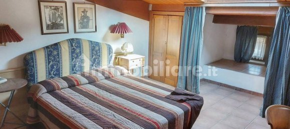 3 bedrooms House in Anguillara Sabazia, Italy No. 200084 21