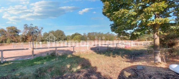 3 bedrooms House in Anguillara Sabazia, Italy No. 200084 5