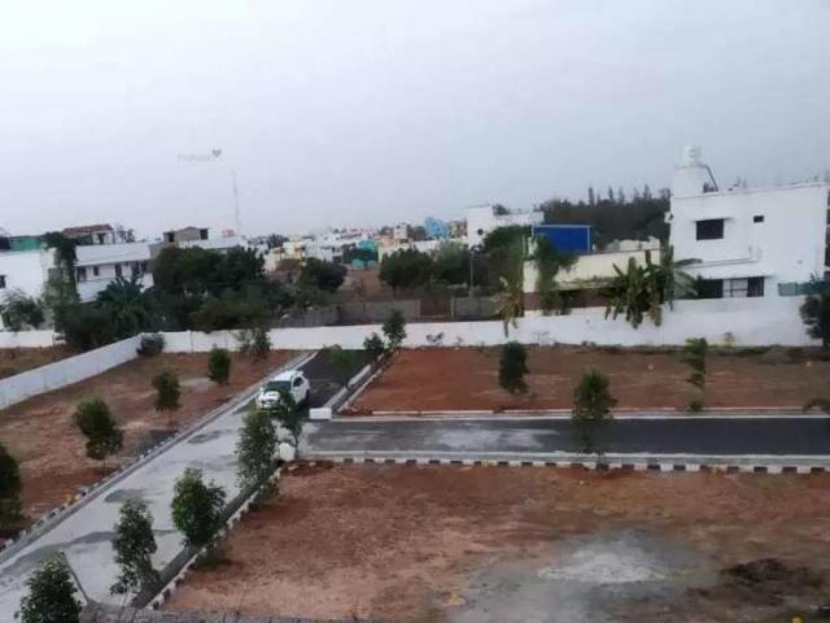  Land in Chennai, India No. 40185