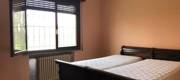 7 rooms House in Reggio Emilia, Italy No. 227576 33