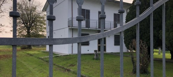 7 rooms House in Reggio Emilia, Italy No. 227576 42