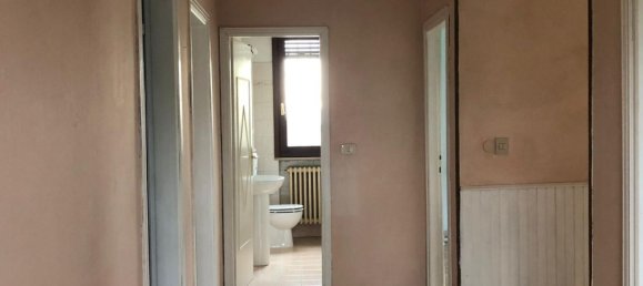 7 rooms House in Reggio Emilia, Italy No. 227576 26
