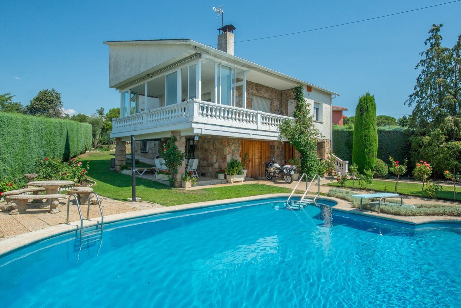 6 bedrooms House in Madrid, Spain No. 237739