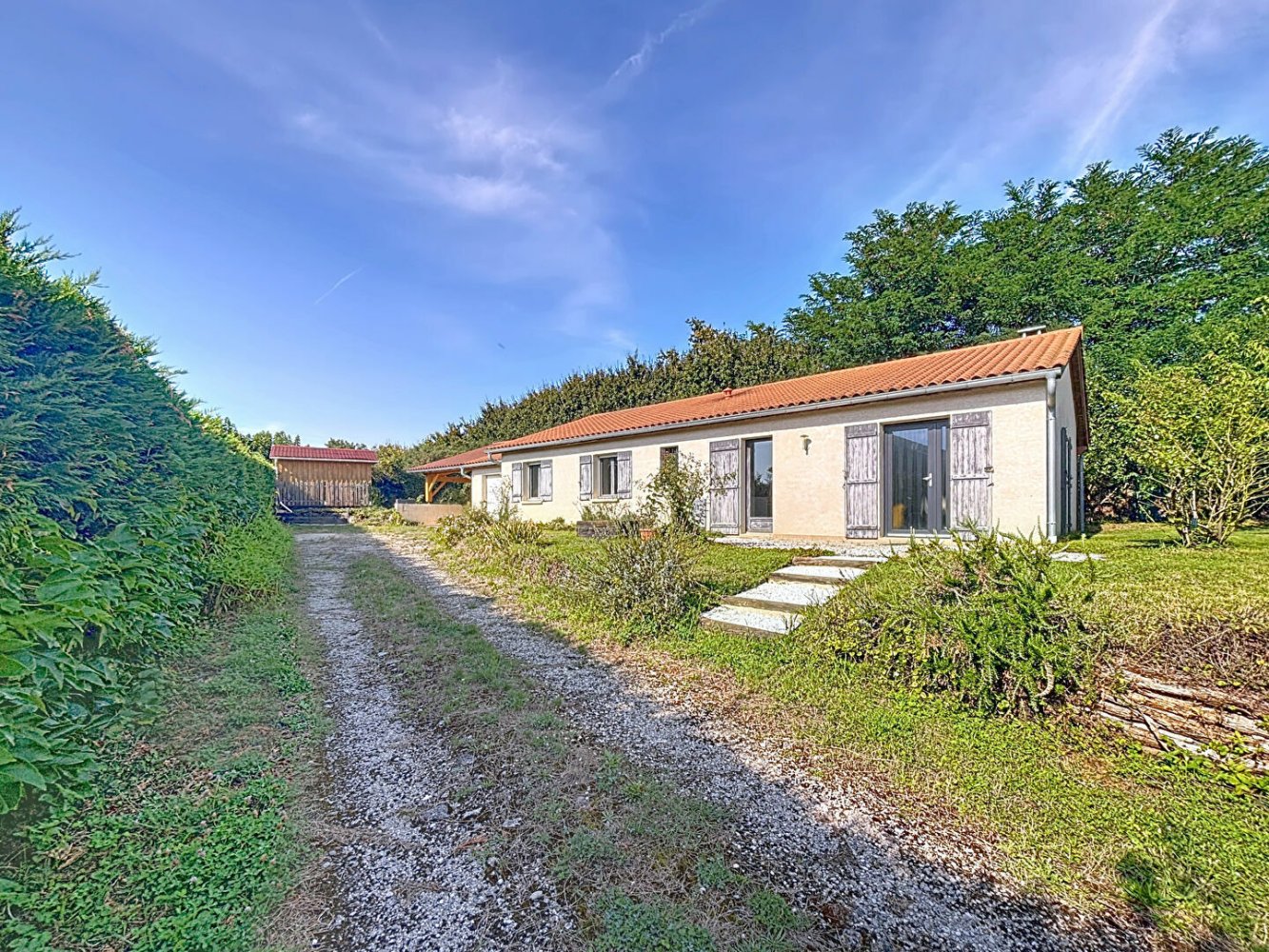 4 bedrooms House in Meximieux, France No. 362094