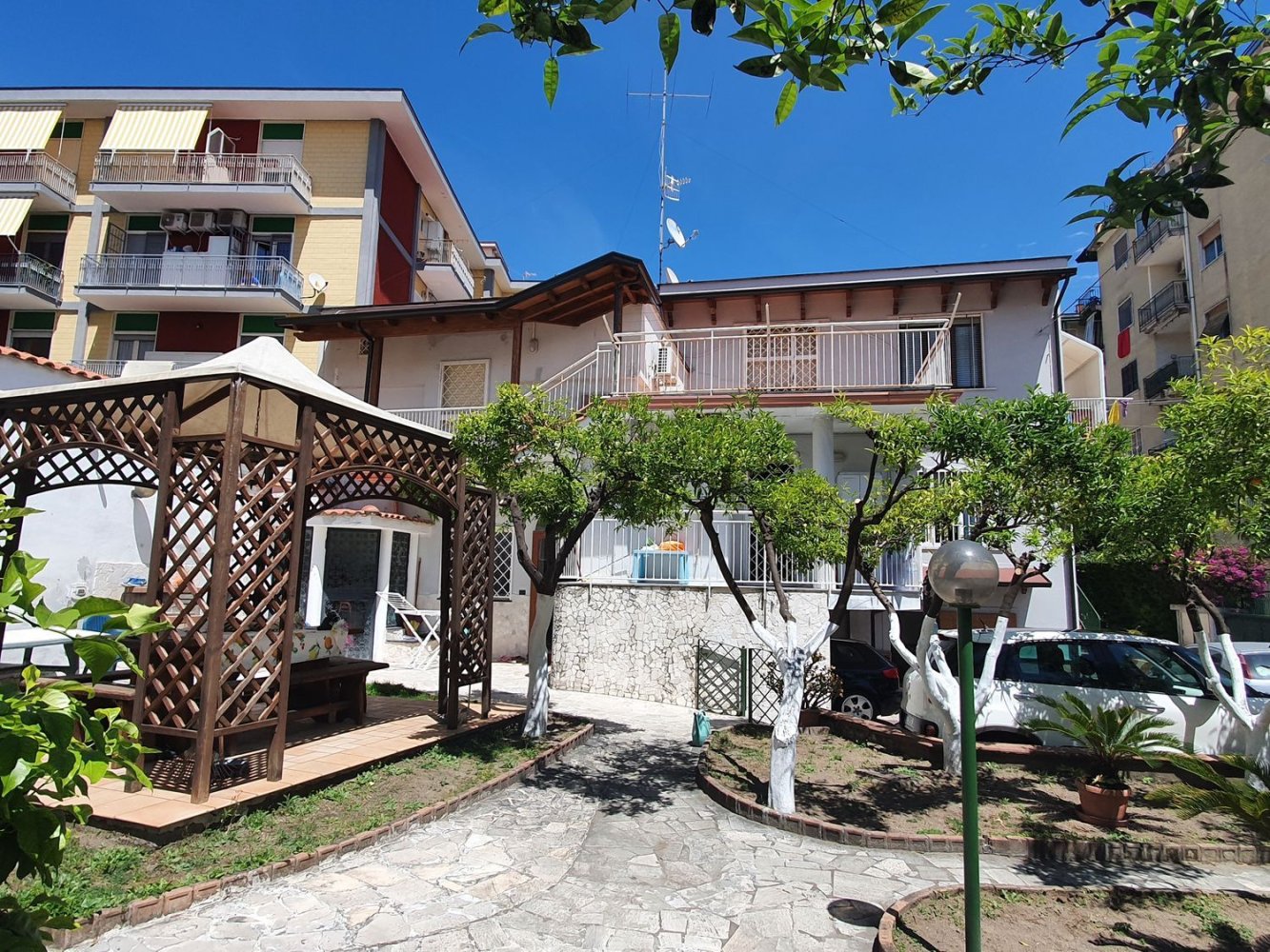 8 Schlafzimmer Villa in Portici, Italy, Nr. 339422