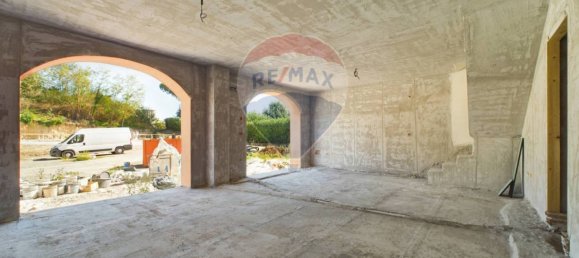 Вилла с 2 спальнями в Формелло, Италия № 112479 9