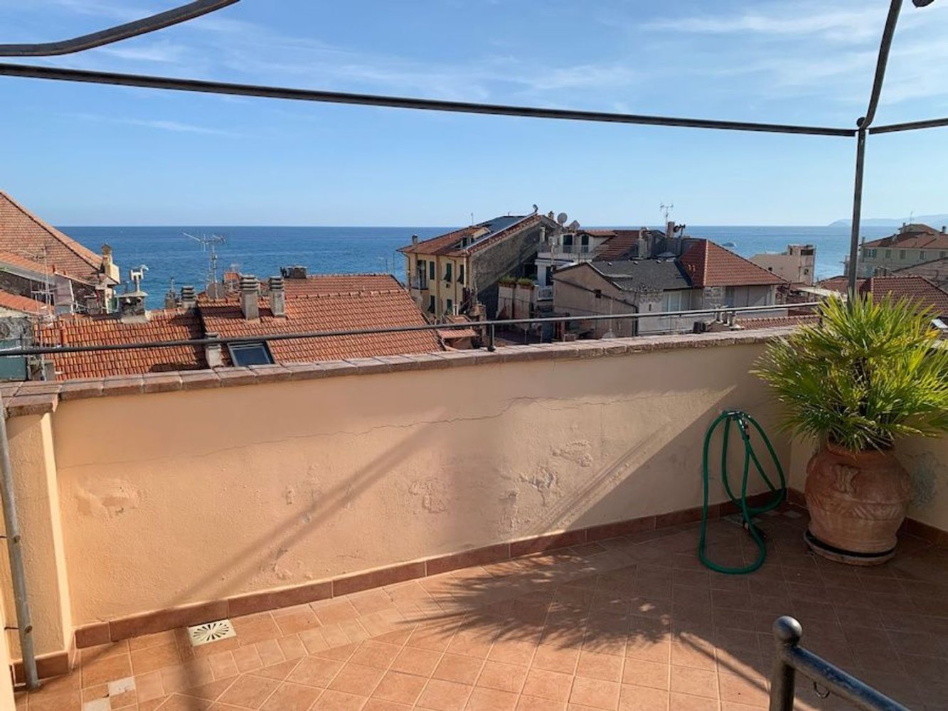 3 Schlafzimmer Doppelhaus in Finale Ligure, Italy, Nr. 358406