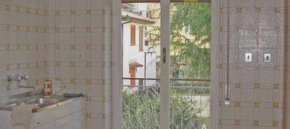 5-Zimmer Wohnung in Rome, Italy, Nr. 222409 10