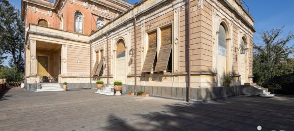 10 غرف نوم فيلا في Sant'Agata li Battiati, Italy رقم 39062 25