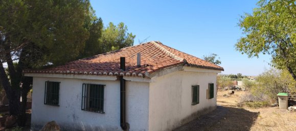 Casa de 3 dormitorios en Toledo, Spain No. 133982 2
