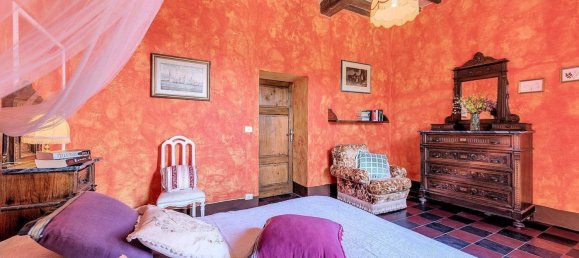 20 Schlafzimmer Gebäude in Monteroni d'Arbia, Italy, Nr. 211954 2