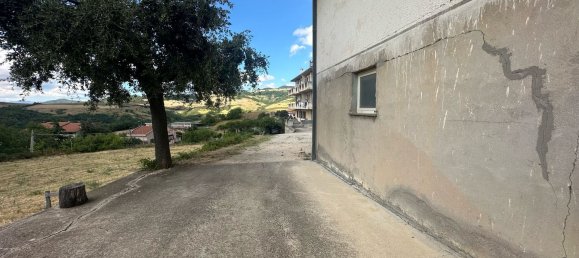 5 rooms Apartment in Celenza sul Trigno, Italy No. 306445 19