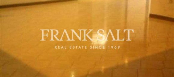 Büro in Paola, Malta 300m², Nr. 12592 4