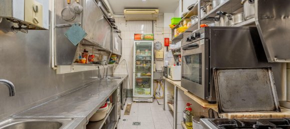 Коммерческая недвижимость с 3 спальнями в Лориш, Португалия № 180756 8