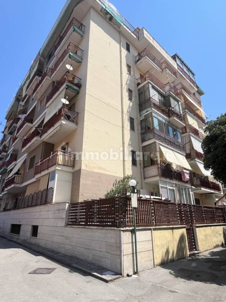 2 غرف نوم شقة في Castellammare di Stabia, Italy رقم 121472