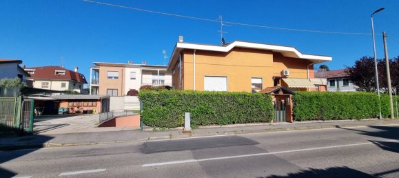 Villa T6 em Bollate, Italy N.º 165139 35