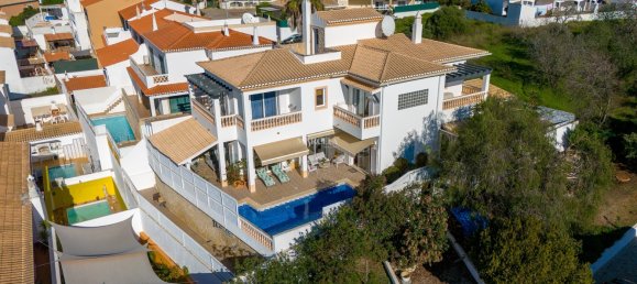 4 bedrooms Villa in Lagos, Portugal No. 132587 2