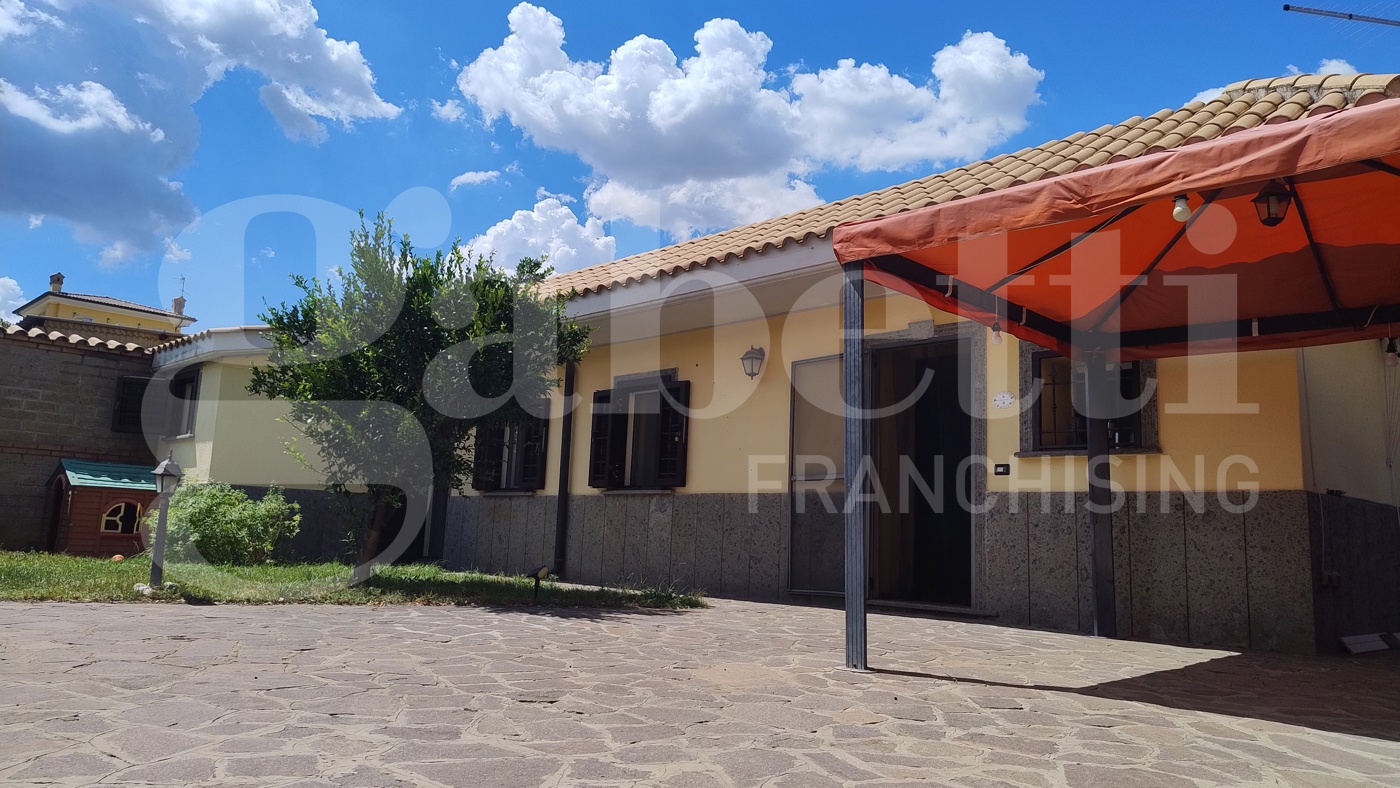 2 غرف نوم منزل في Rome, Italy رقم 363219