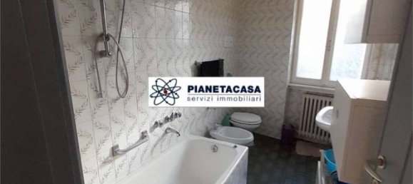 3 bedrooms Apartment in Ponte San Pietro, Italy No. 60055 4