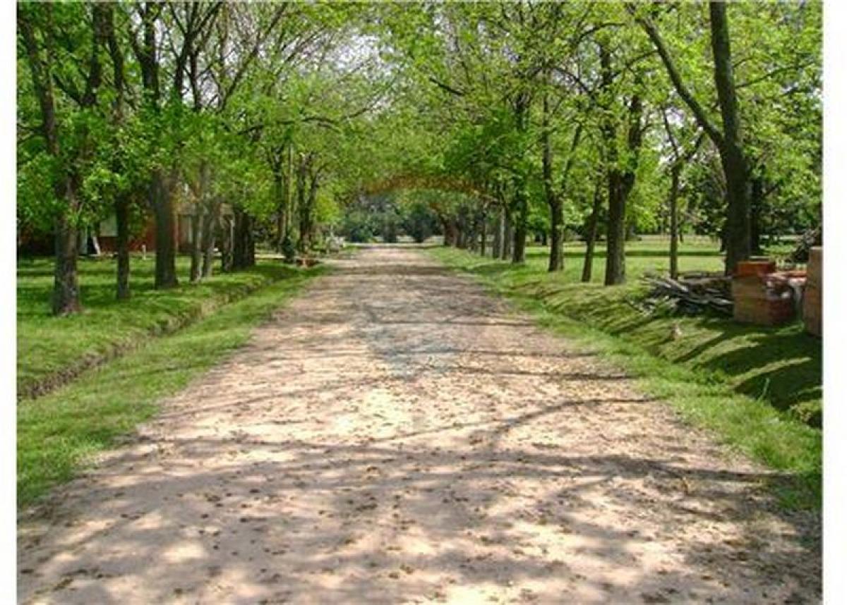  Land in Pilar, Argentina No. 32244
