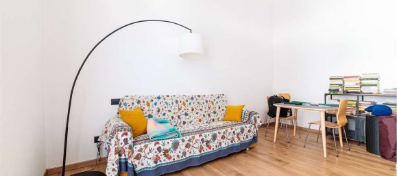 2 Schlafzimmer Wohnung in Varese, Italy, Nr. 375814 30