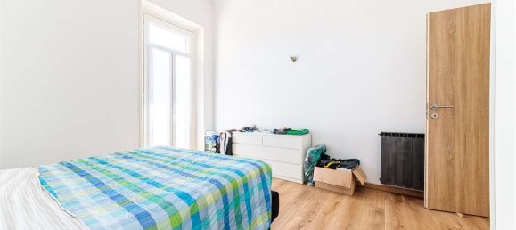 2 Schlafzimmer Wohnung in Varese, Italy, Nr. 375814 11