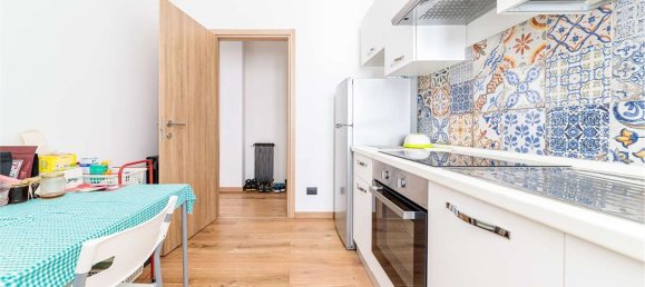 2 Schlafzimmer Wohnung in Varese, Italy, Nr. 375814 26