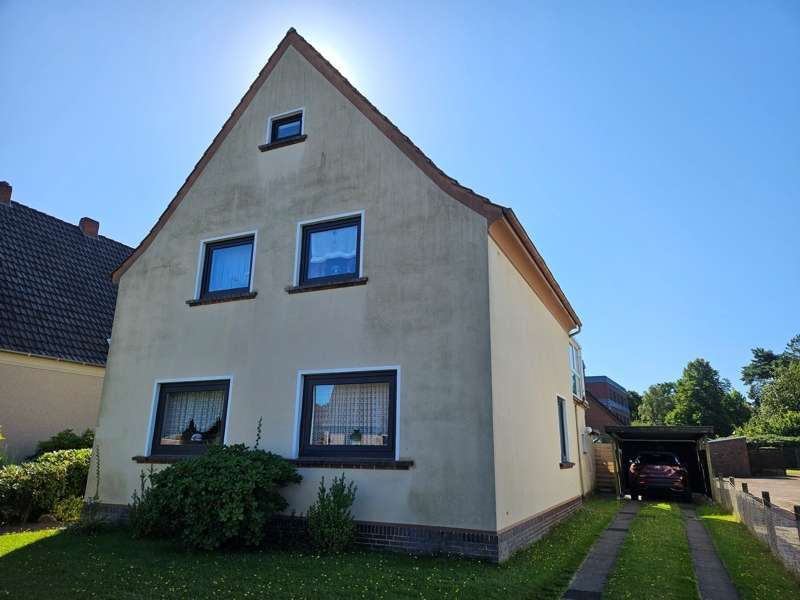 5 rooms House in Bremen, Germany No. 330805