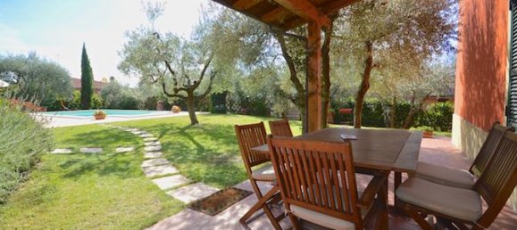 6 rooms Villa in Castiglione del Lago, Italy No. 68503 2