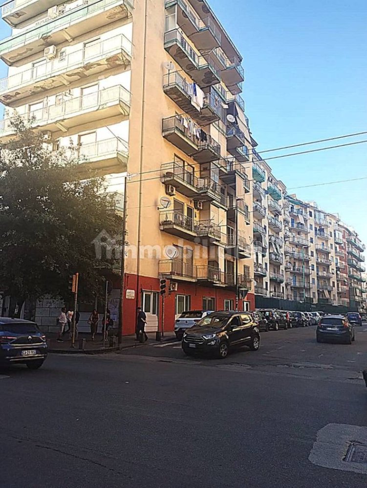 3 Schlafzimmer Wohnung in Naples, Italy, Nr. 328957