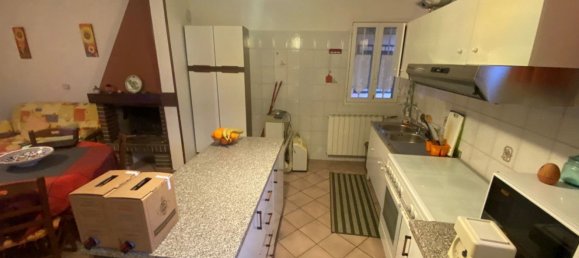 4 rooms Apartment in Castiglione del Lago, Italy No. 235333 5