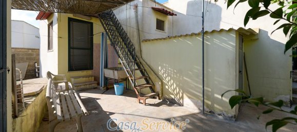 Вилла с 4 комнатами в Parabita, Италия № 230357 17